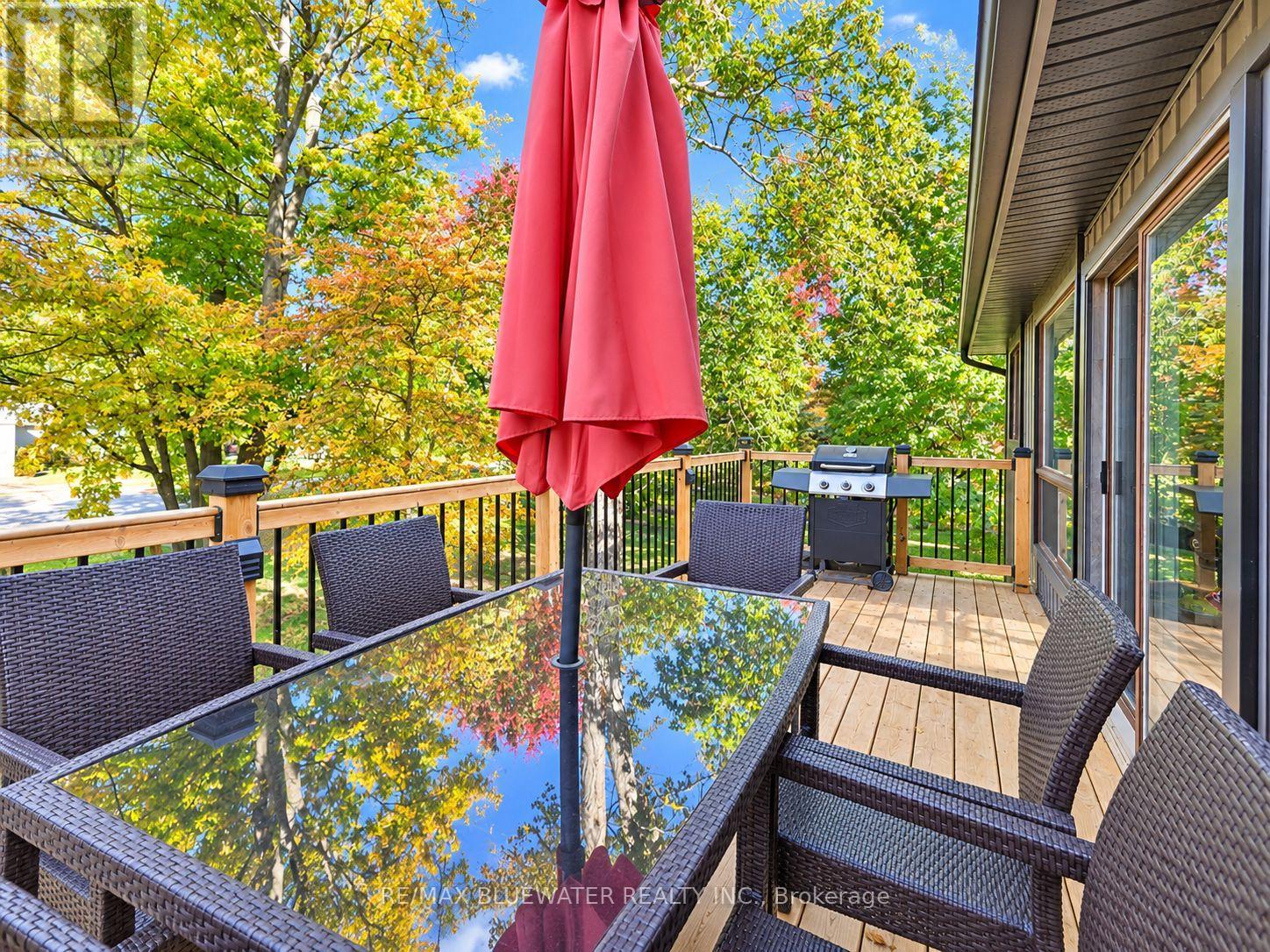 8437 Defore Drive — photo 27