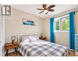 8437 Defore Drive, Lambton Shores, ON N0M1T0 Photo 29