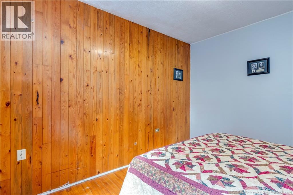 22 Visart Street - 18