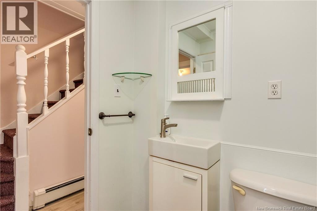 22 Visart Street - 21