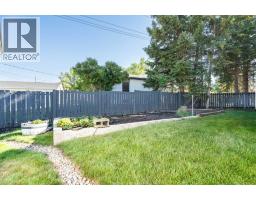135 Queensland Road Se, Calgary, AB T2J3R9 Photo 42