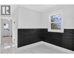 677 Fundy Drive, photo 18