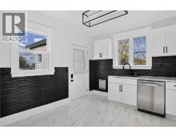 677 Fundy Drive, photo 19
