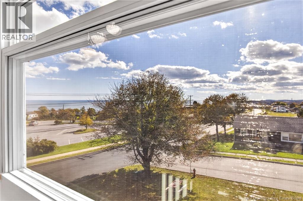 677 Fundy Drive - 40