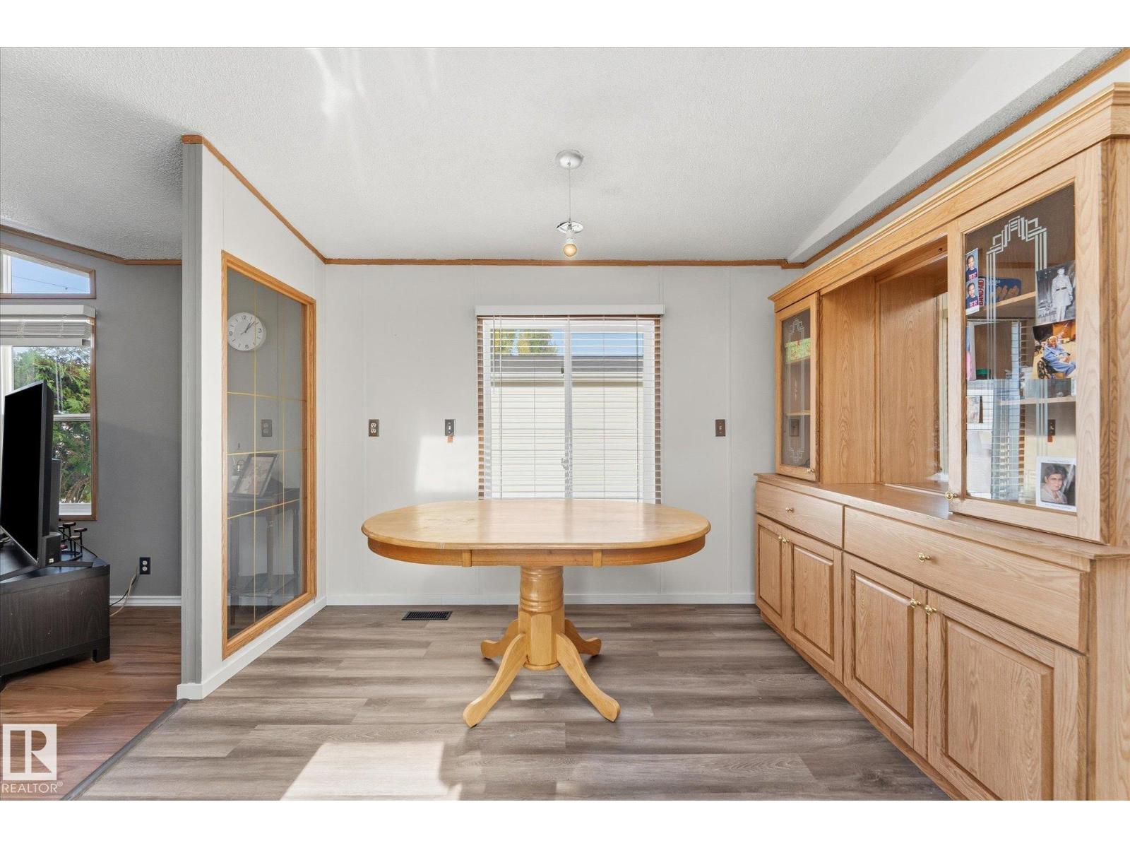 #688 53222 Range Road 272, photo 13