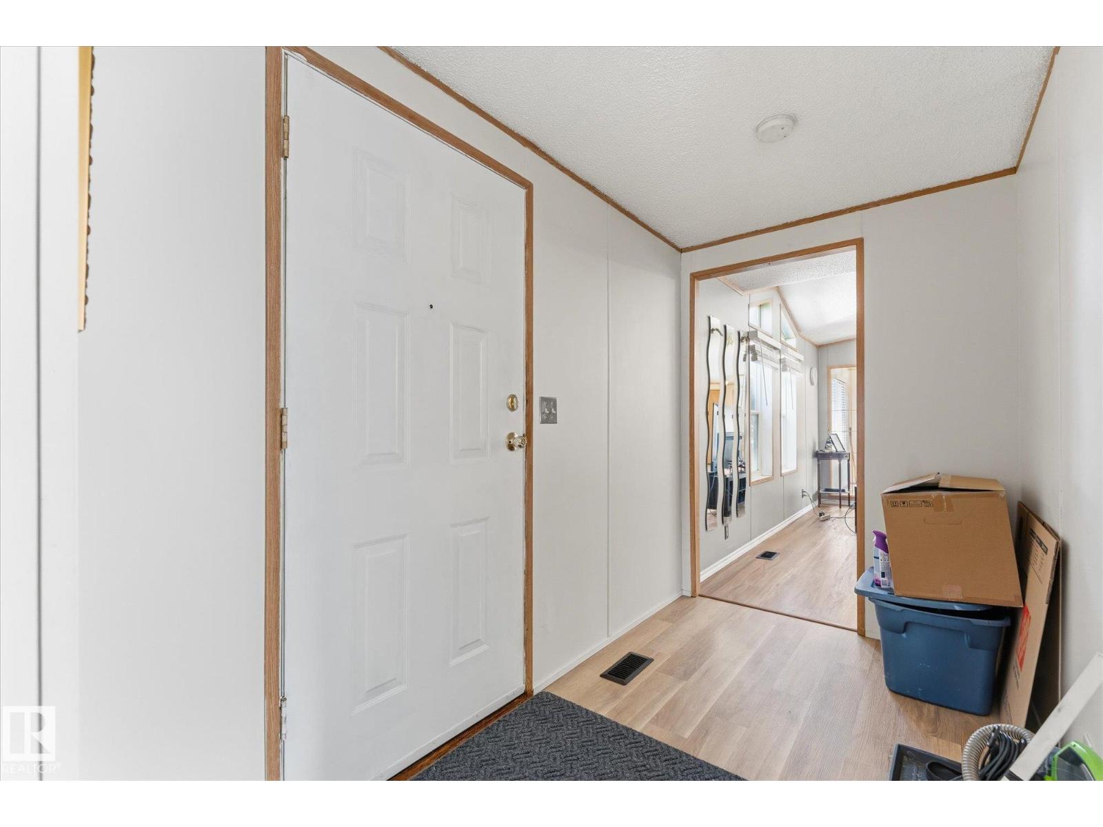 #688 53222 Range Road 272, photo 4