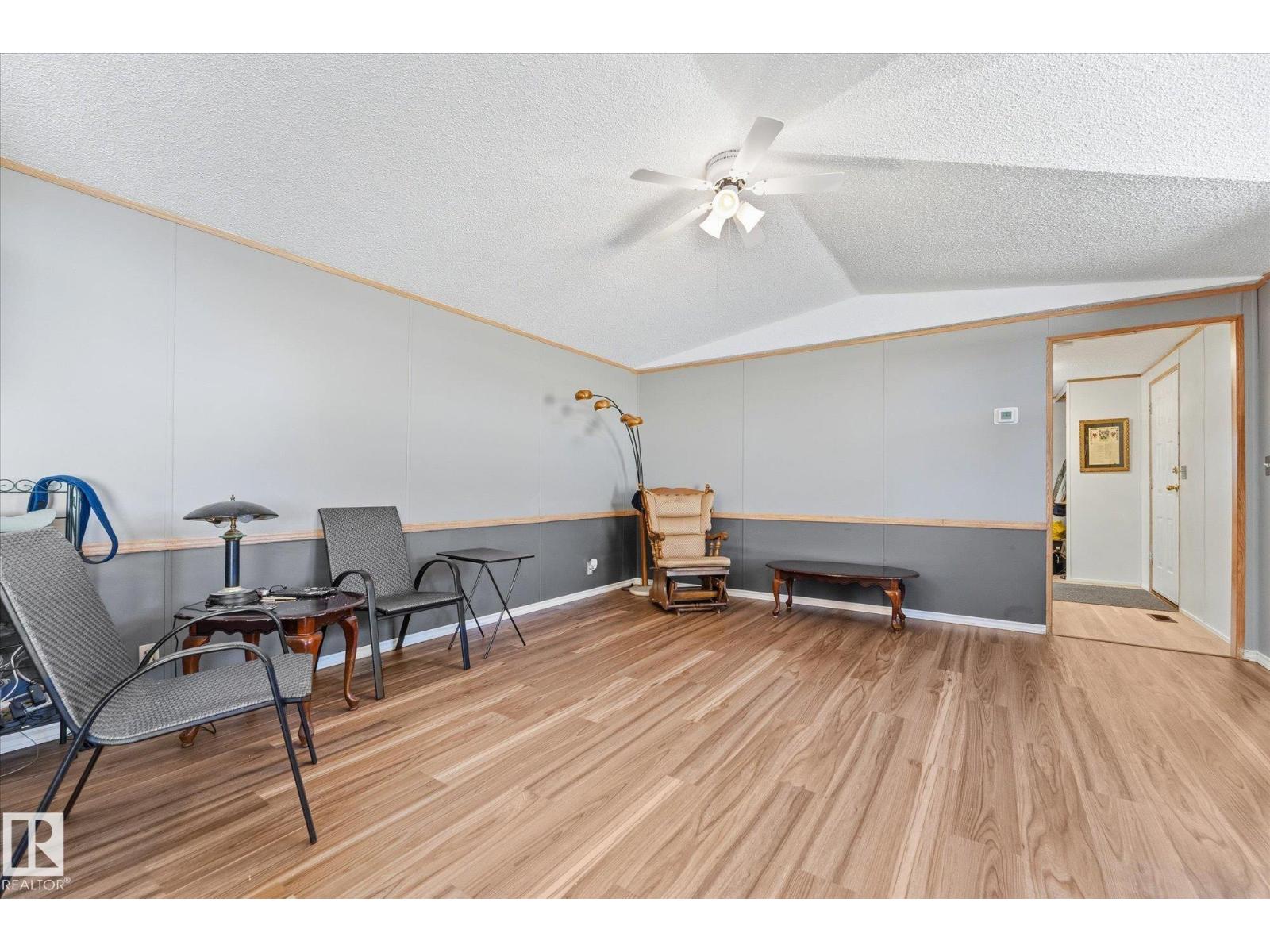 #688 53222 Range Road 272, photo 7