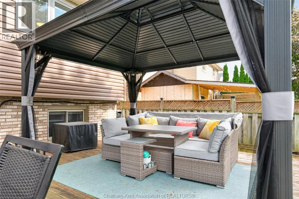 336 CAMPUS PARKWAY - 31