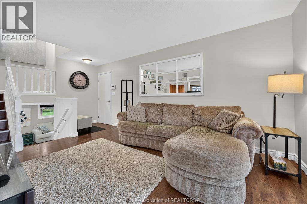 336 CAMPUS PARKWAY - 6