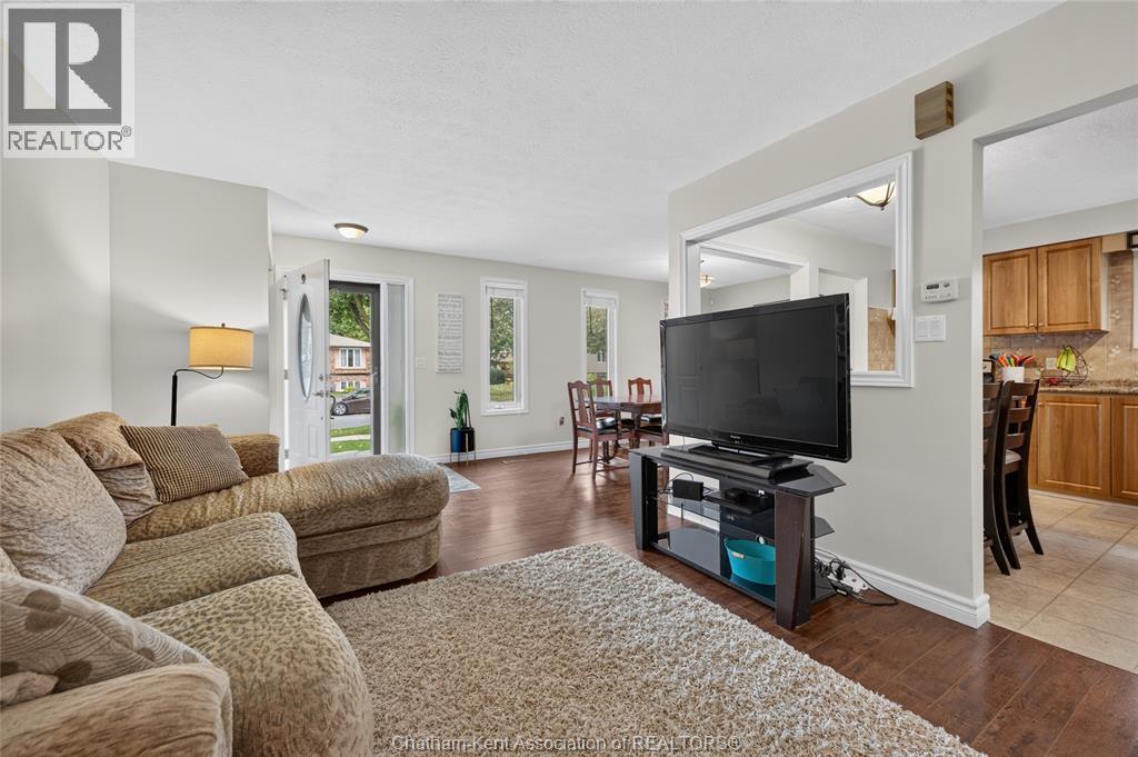 336 CAMPUS PARKWAY - 9