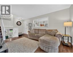 Family room - 336 Campus Parkway, Chatham, ON N7L5A8 Photo 6