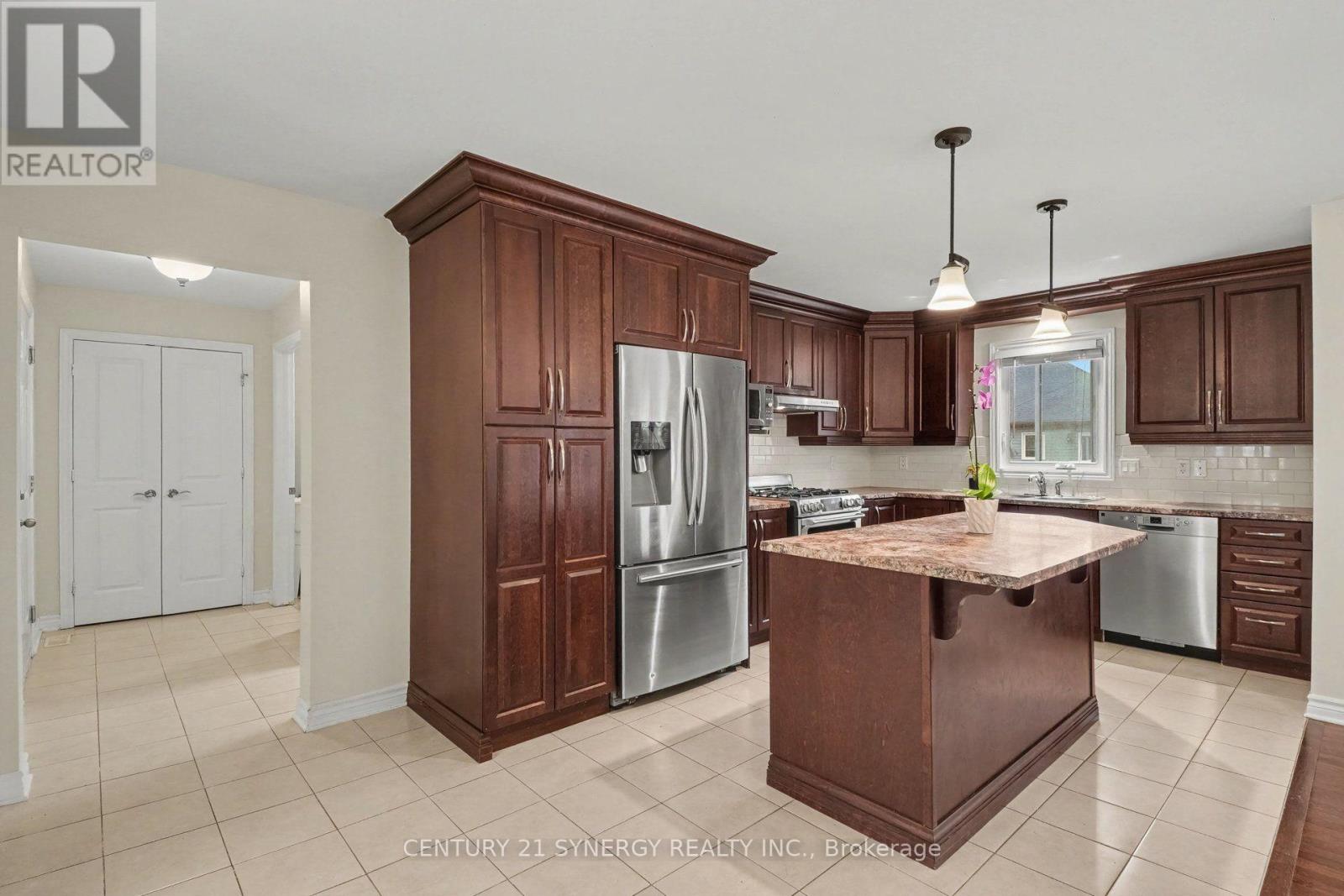 344 COLMAR STREET - 10