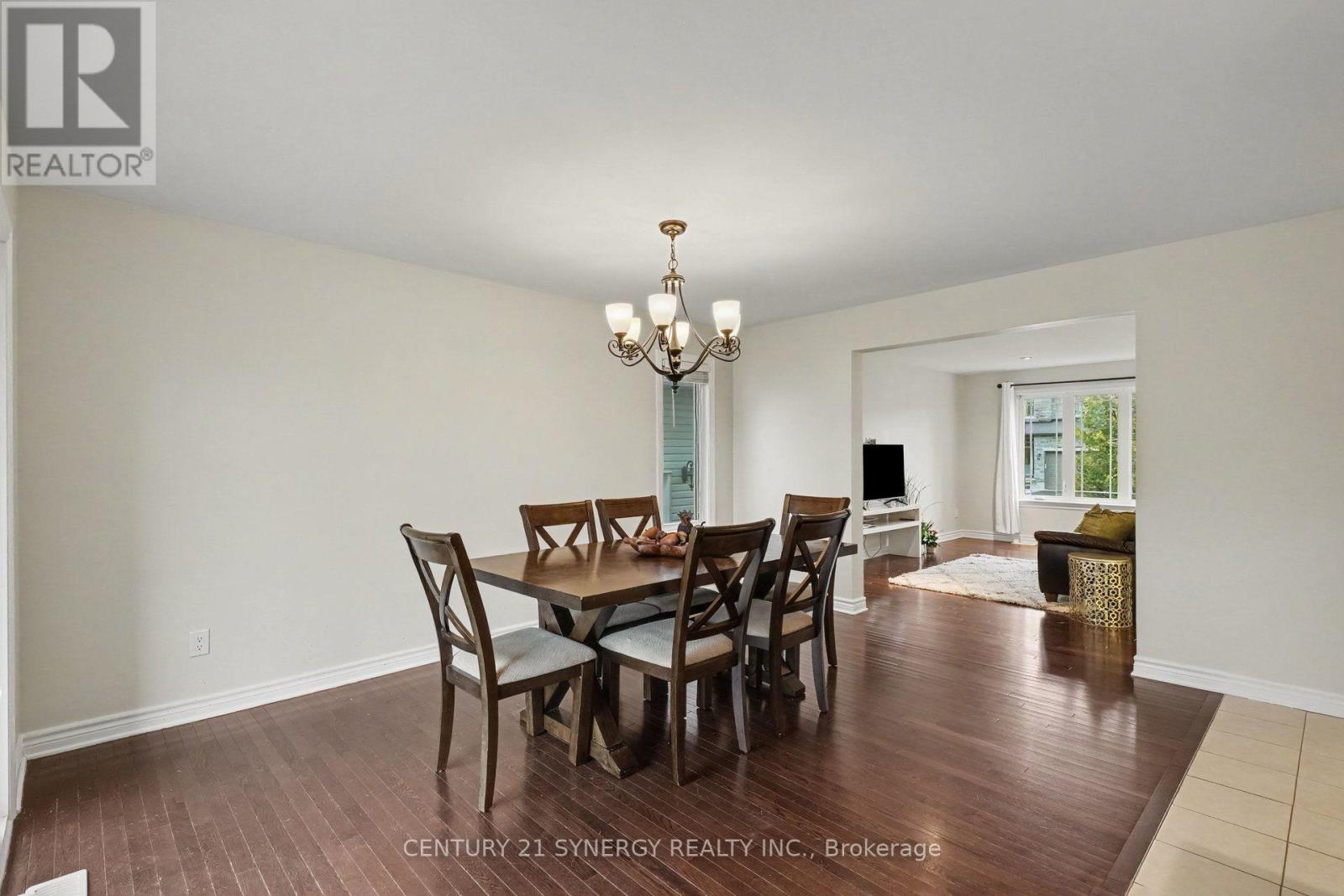 344 Colmar Street — photo 15
