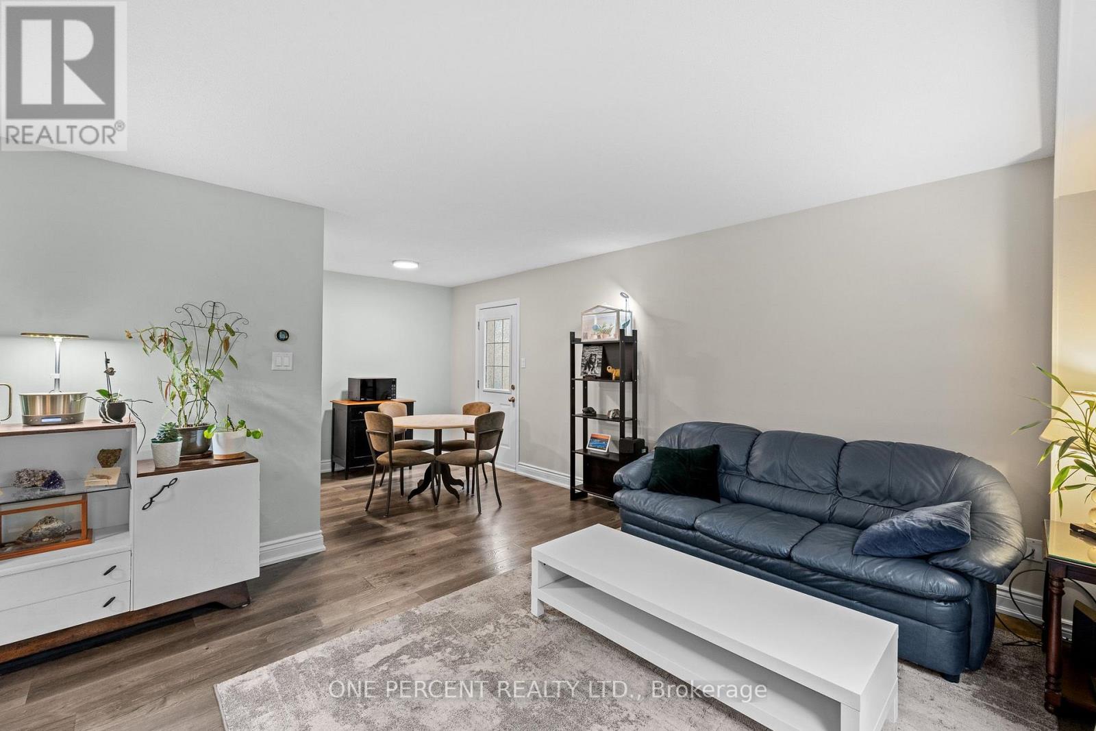 20 Sonnet Crescent — photo 11
