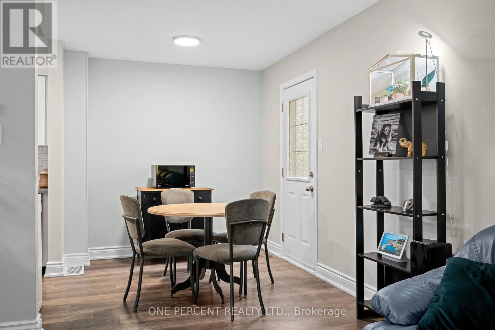 20 Sonnet Crescent — photo 12