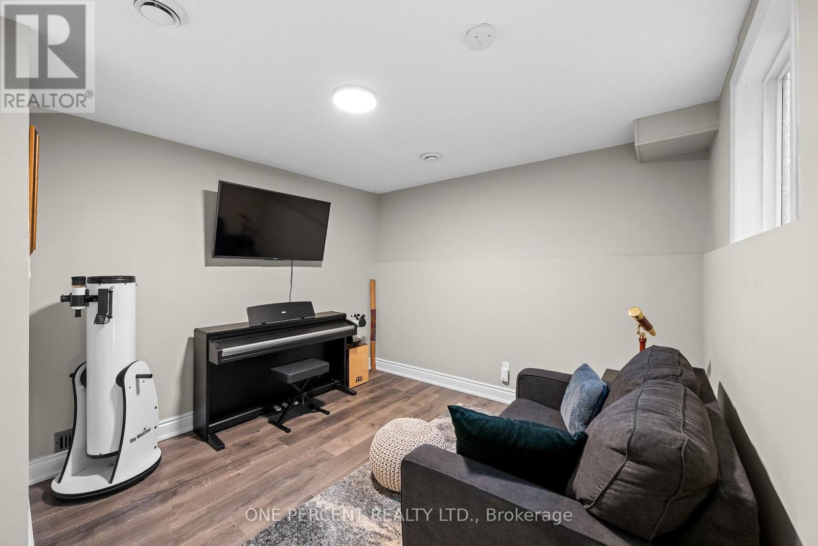 20 Sonnet Crescent — photo 24