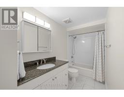D - 20 Sonnet Crescent, Ottawa, ON K2H8W7 Photo 18