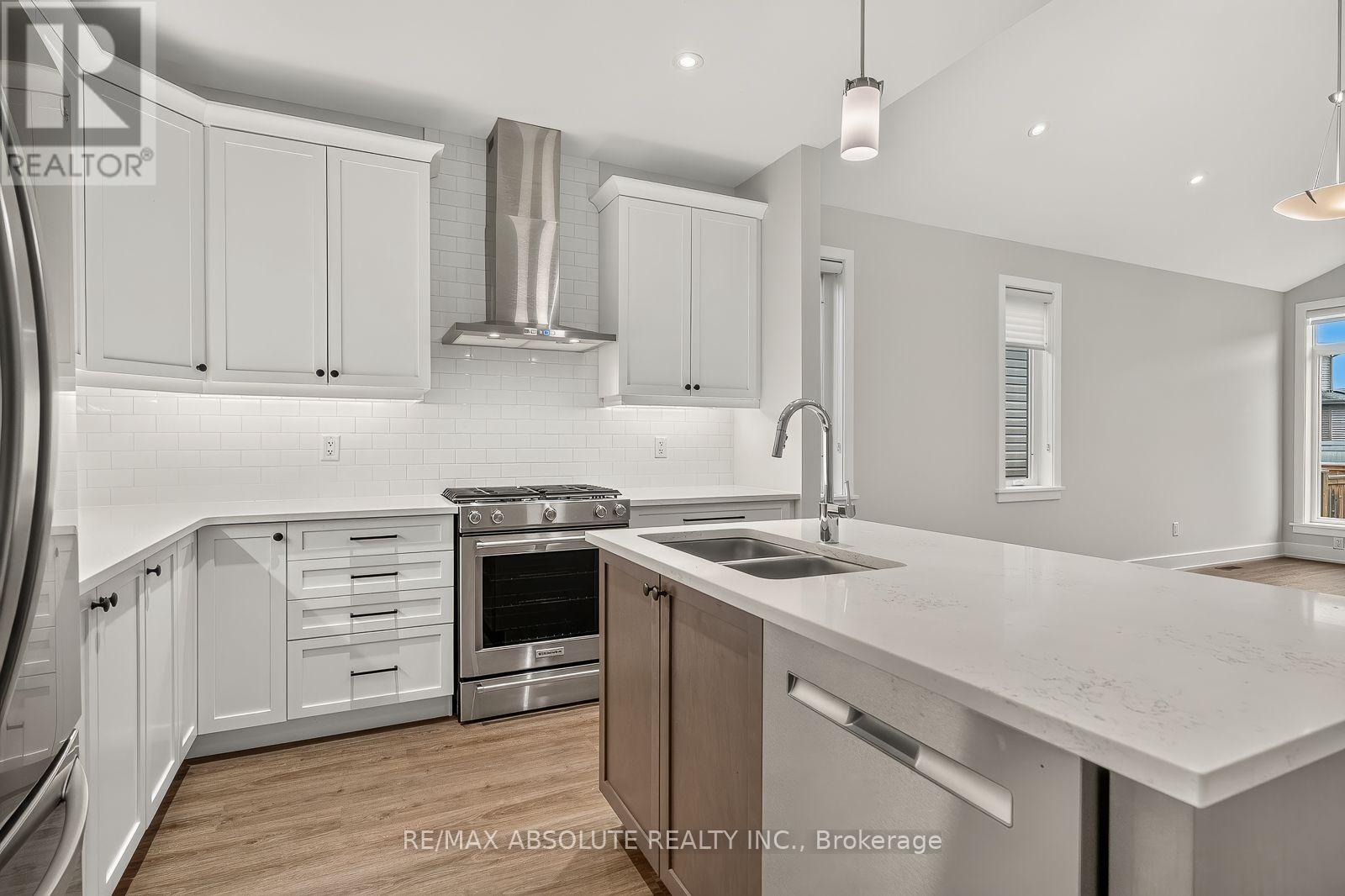 116 MCPHAIL DRIVE - 9