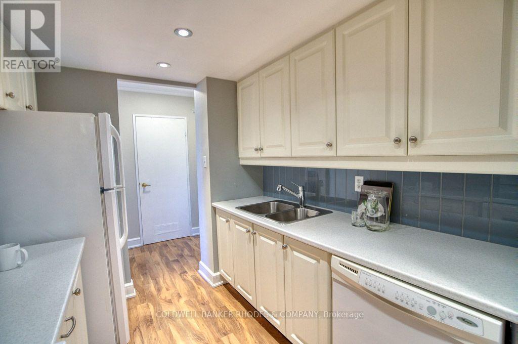 60 Mcleod Street — photo 23