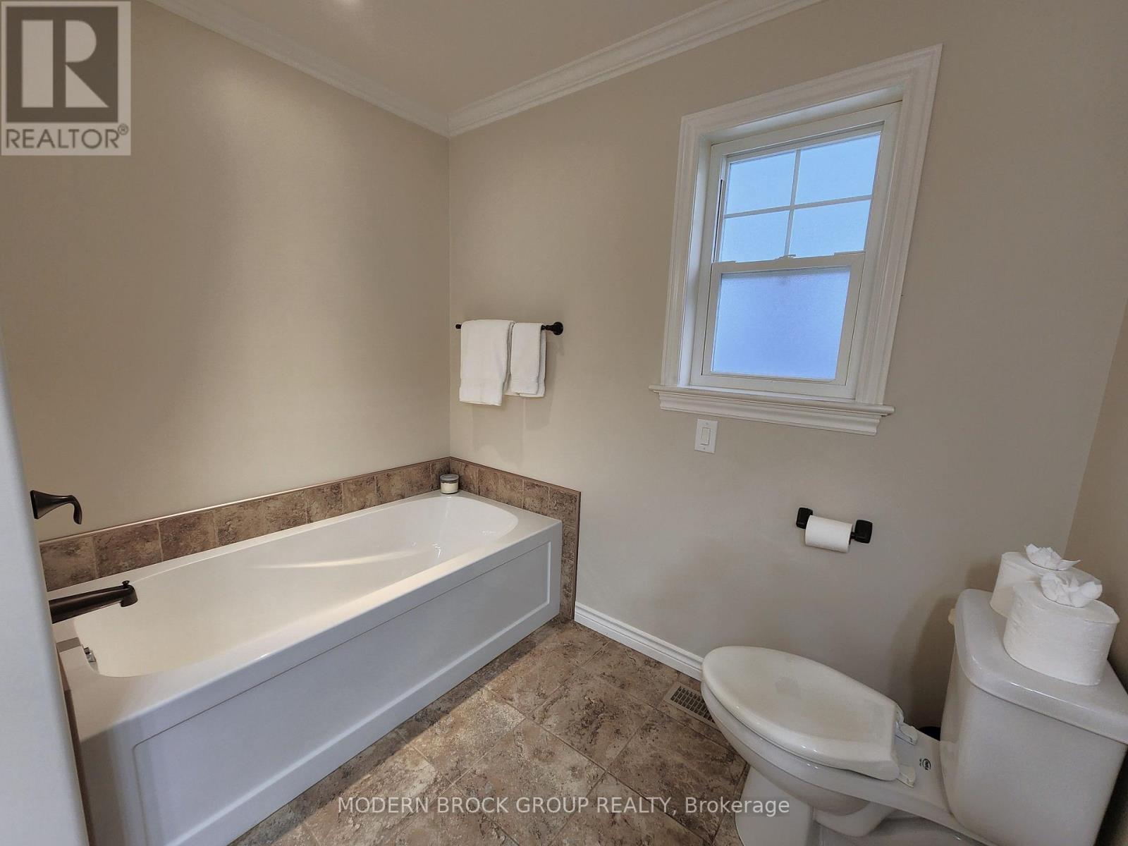 158 Wildwood Crescent — photo 30