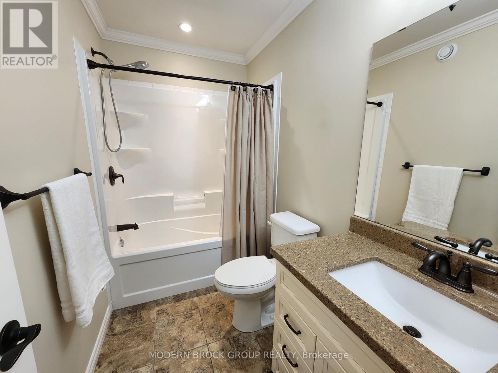 158 Wildwood Crescent — photo 34