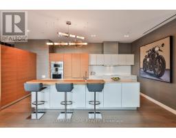 Laundry room - 501 - 1 Roxborough Street E, Toronto, ON M4W1V5 Photo 8