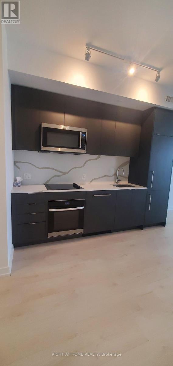 181 Sheppard Avenue East — photo 7