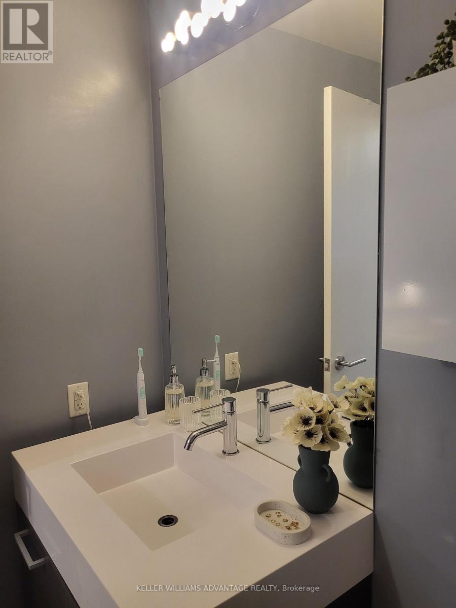 #508 90 BROADVIEW AVENUE - 9