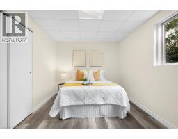 150 Bankside Drive, Kitchener, ON N2N3E4 Photo 29