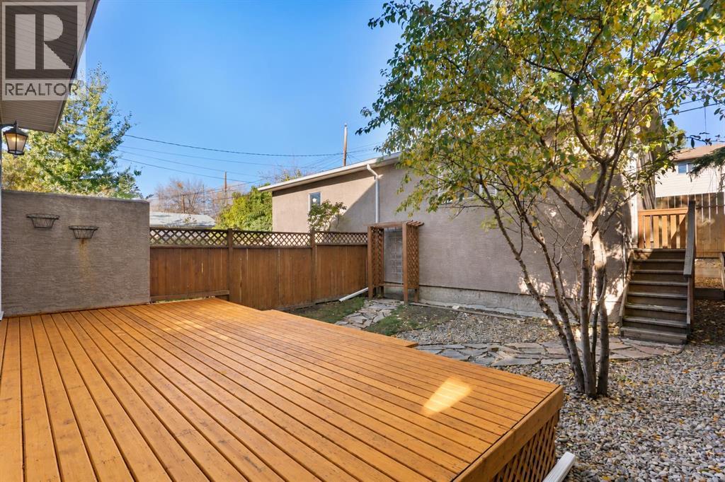 126 30 Avenue NE - 38