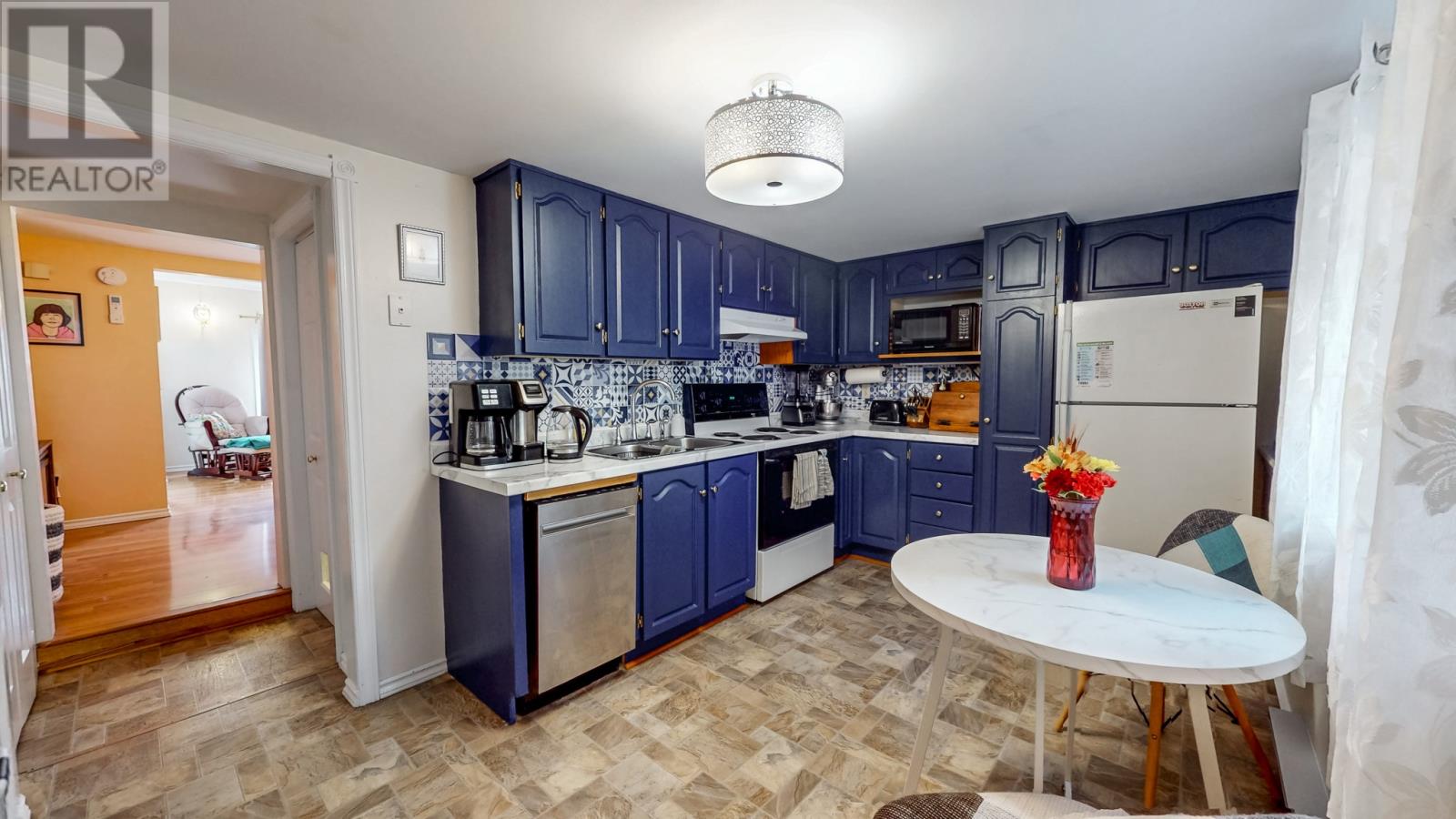 52 Cabot Street - 7
