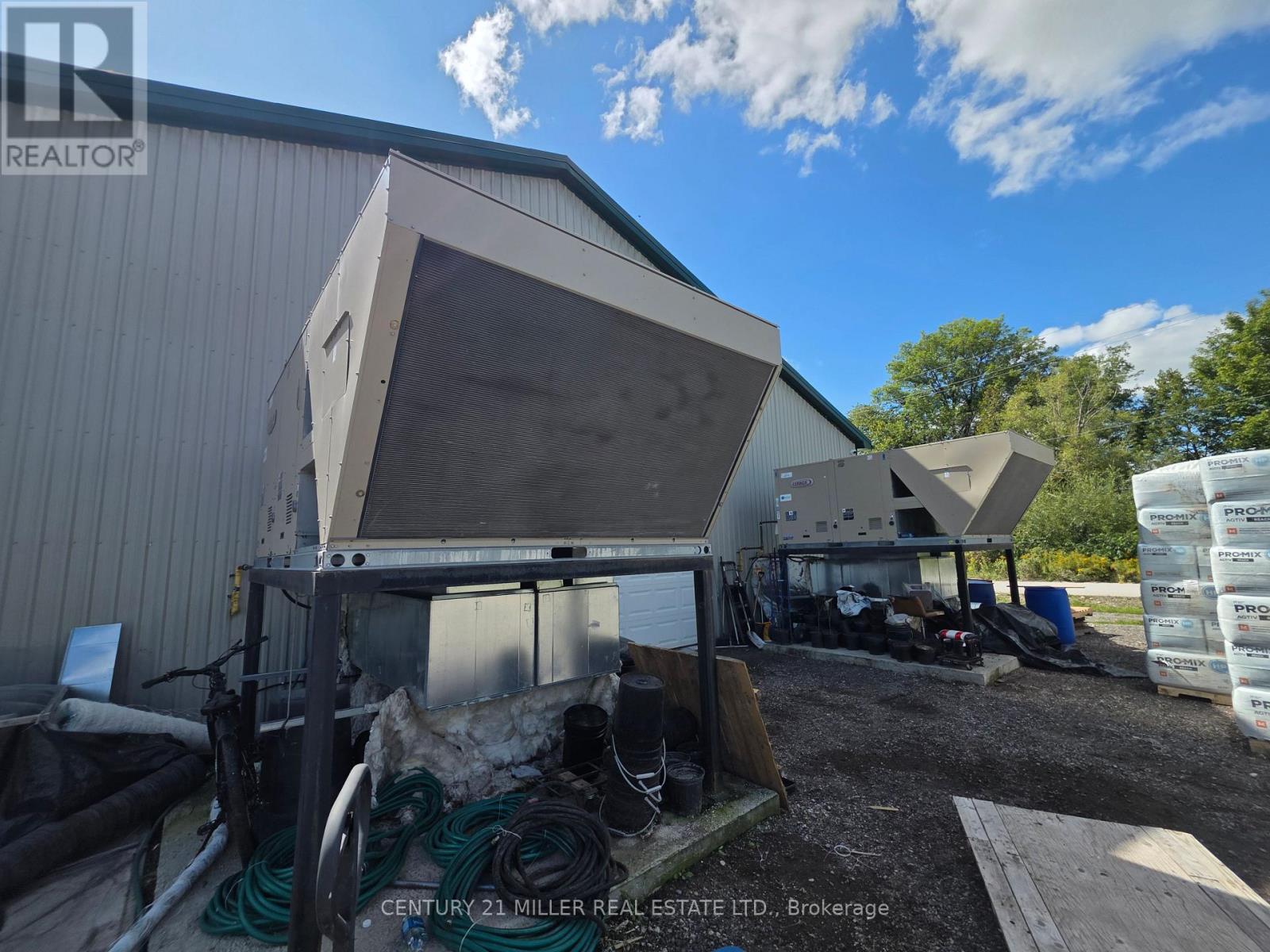32 Clearview Drive West — photo 39