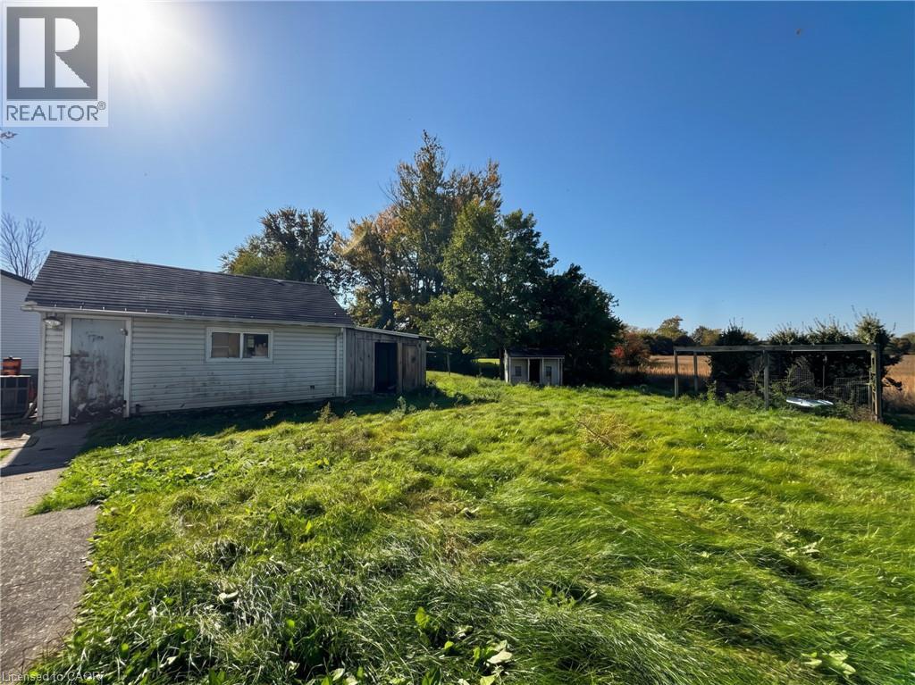 233 TALBOT Street - 26
