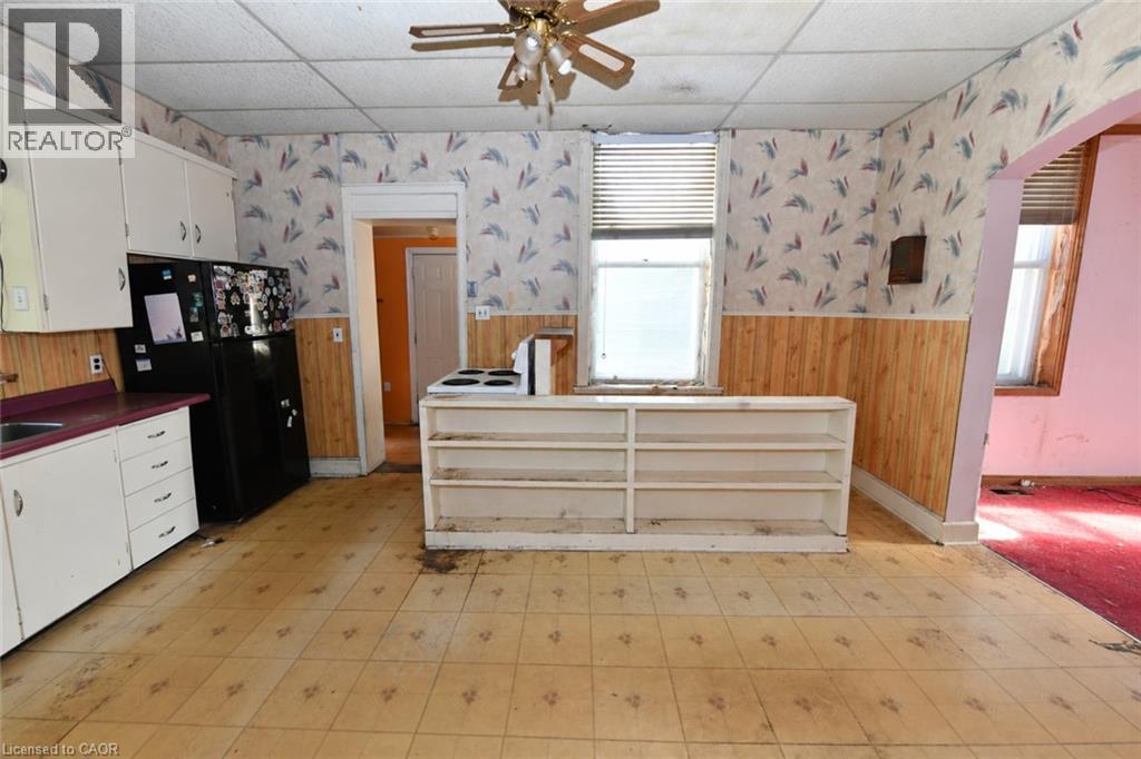 71 Dennis Street — photo 2