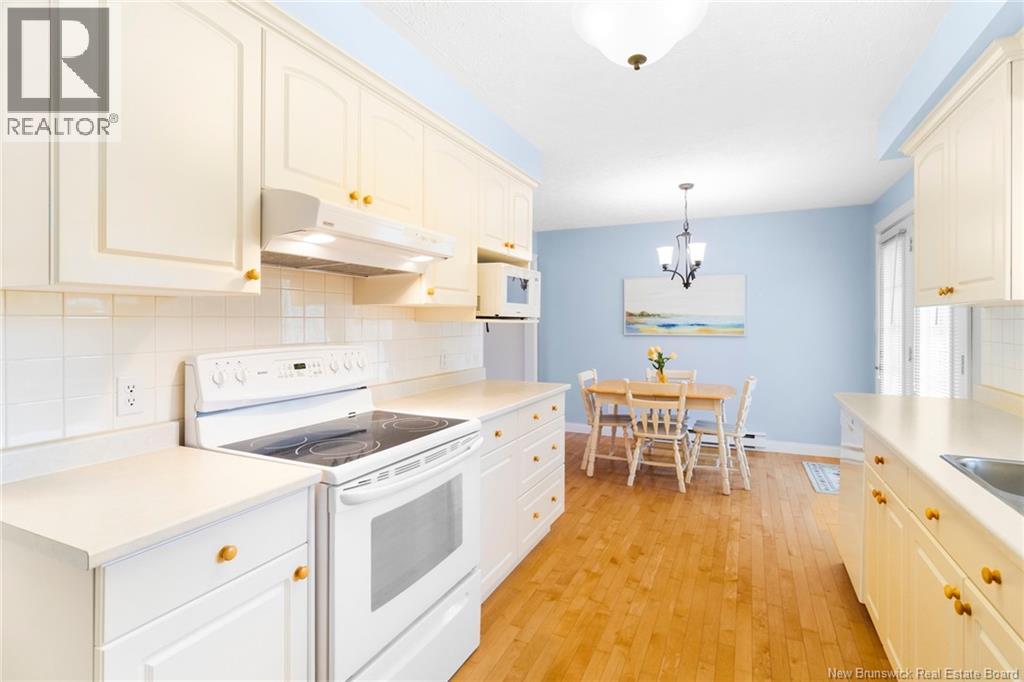 106 Hemlock Avenue - 14