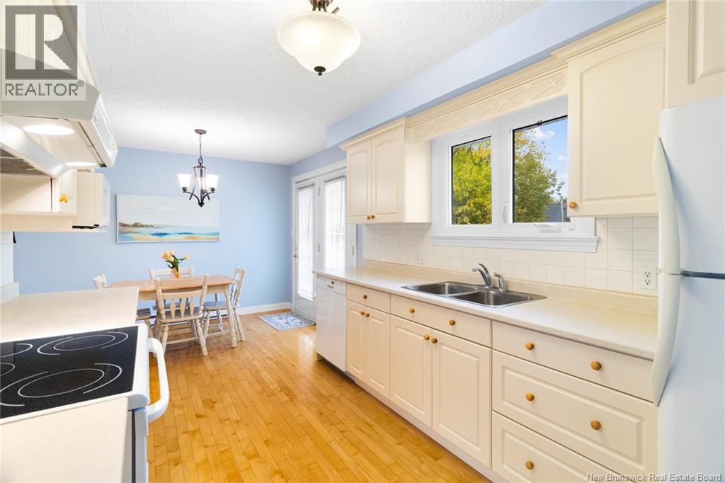 106 Hemlock Avenue - 15
