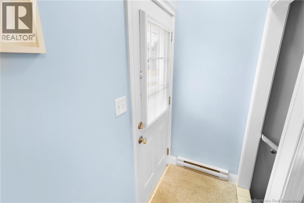 106 Hemlock Avenue - 16