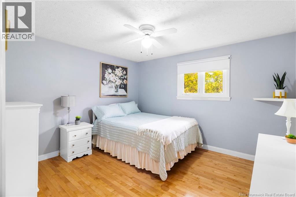 106 Hemlock Avenue - 17