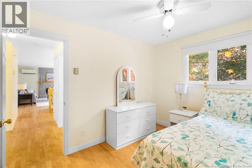 106 Hemlock Avenue - 22