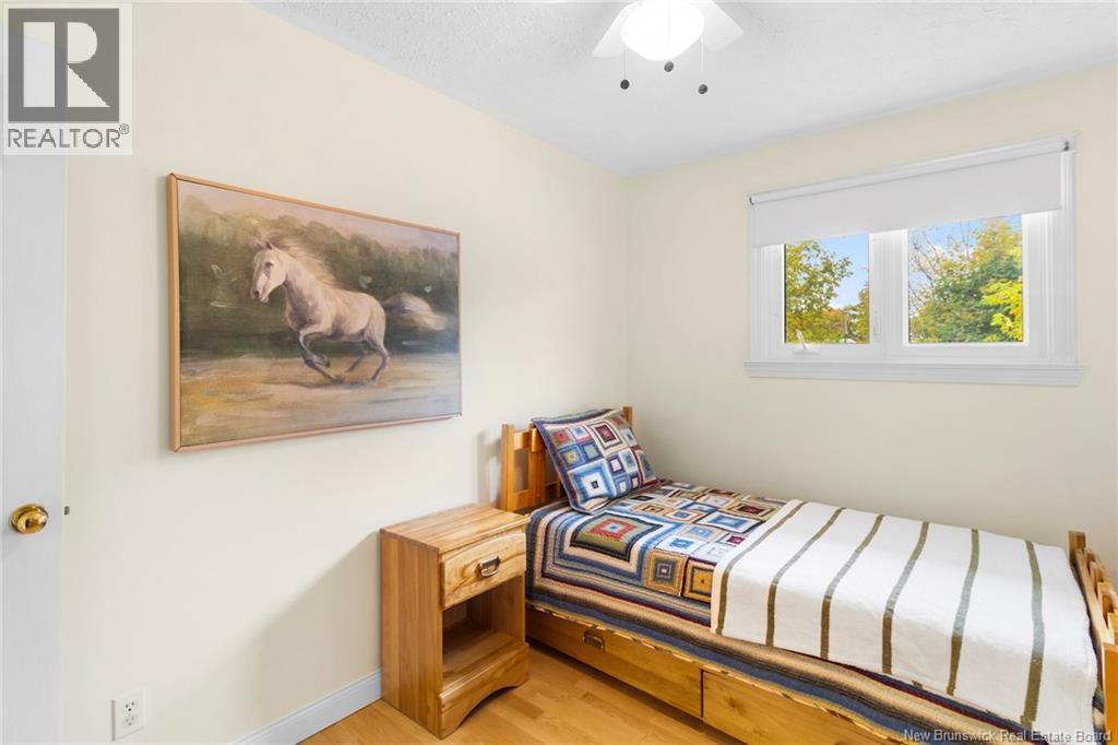 106 Hemlock Avenue - 24