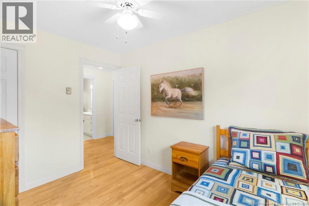 106 Hemlock Avenue - 25