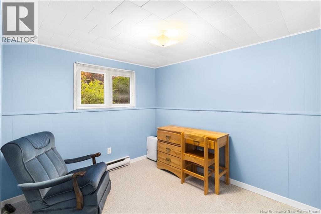 106 Hemlock Avenue - 32