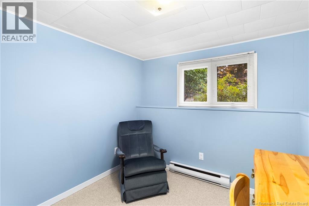 106 Hemlock Avenue - 33