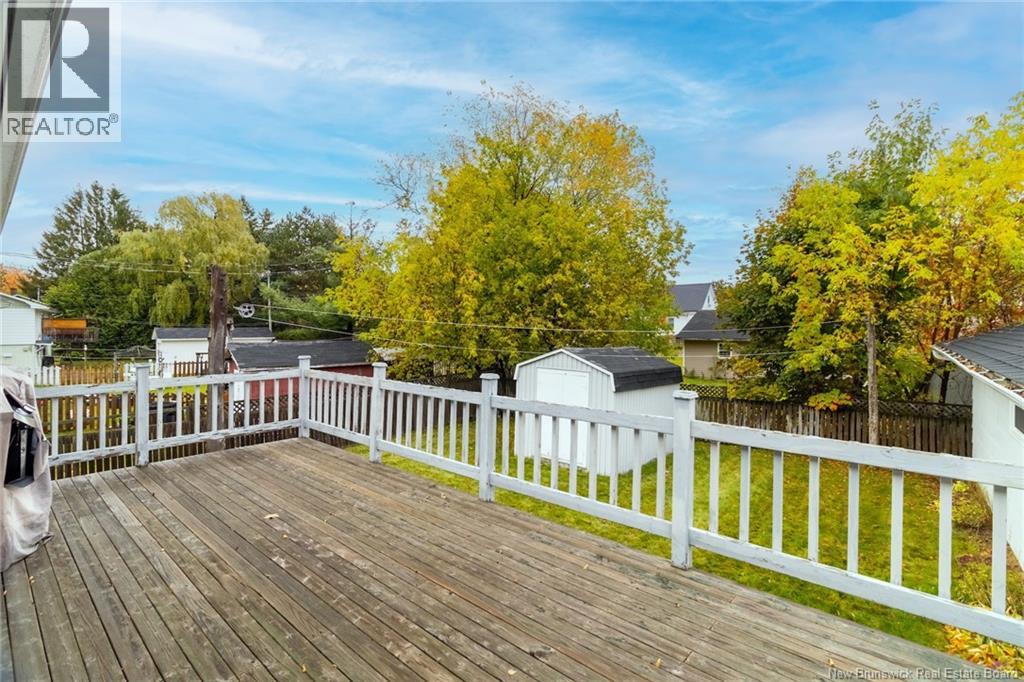 106 Hemlock Avenue - 38