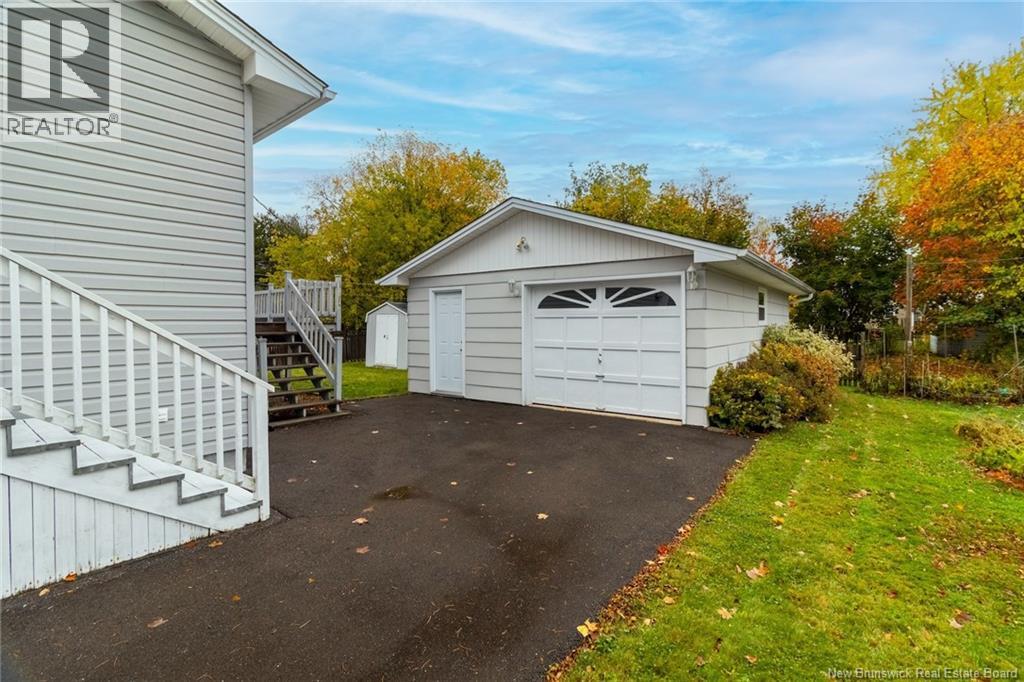 106 Hemlock Avenue - 46