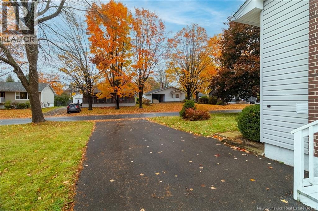106 Hemlock Avenue - 47
