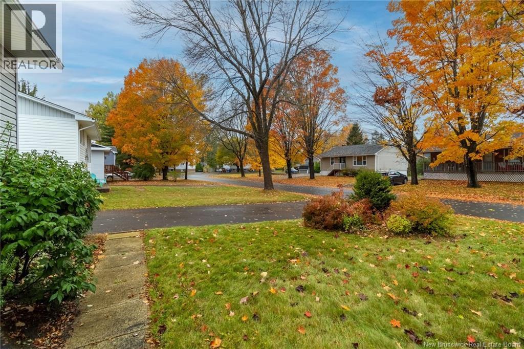 106 Hemlock Avenue - 48
