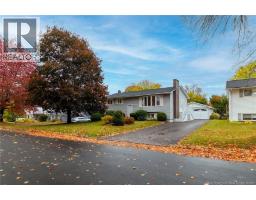 106 Hemlock Avenue, photo 2