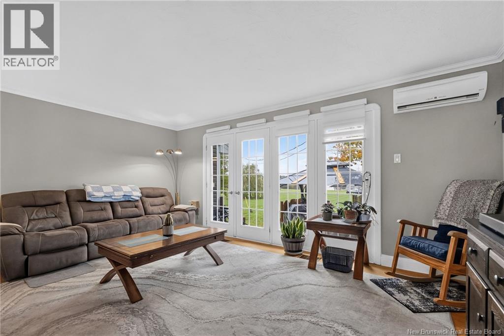 55 Des Roches Street - 11