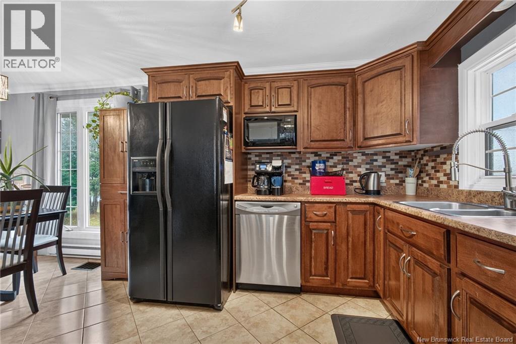 55 Des Roches Street - 3